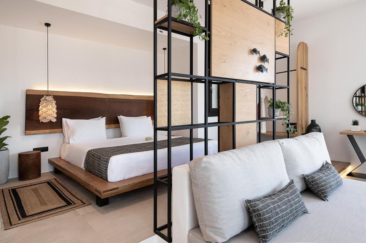 Athina Milos Suites Adamantas  Bagian luar foto